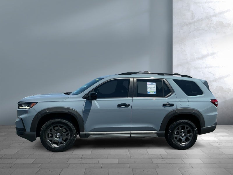 2023 Honda Pilot — rear three-quarter view