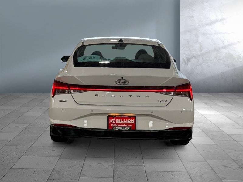 2023 Hyundai Elantra Hybrid — detail view
